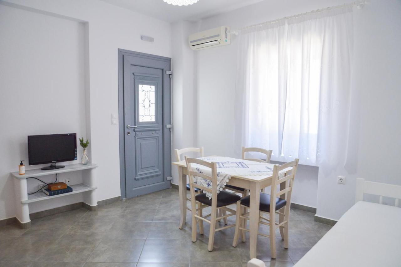 Matilda Milos - Cycladic Living Apartment Triovasalos Luaran gambar