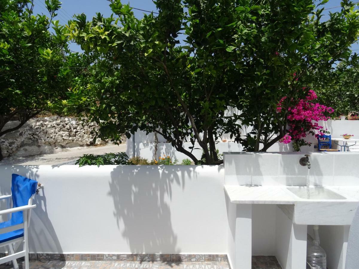 Matilda Milos - Cycladic Living Apartment Triovasalos Luaran gambar