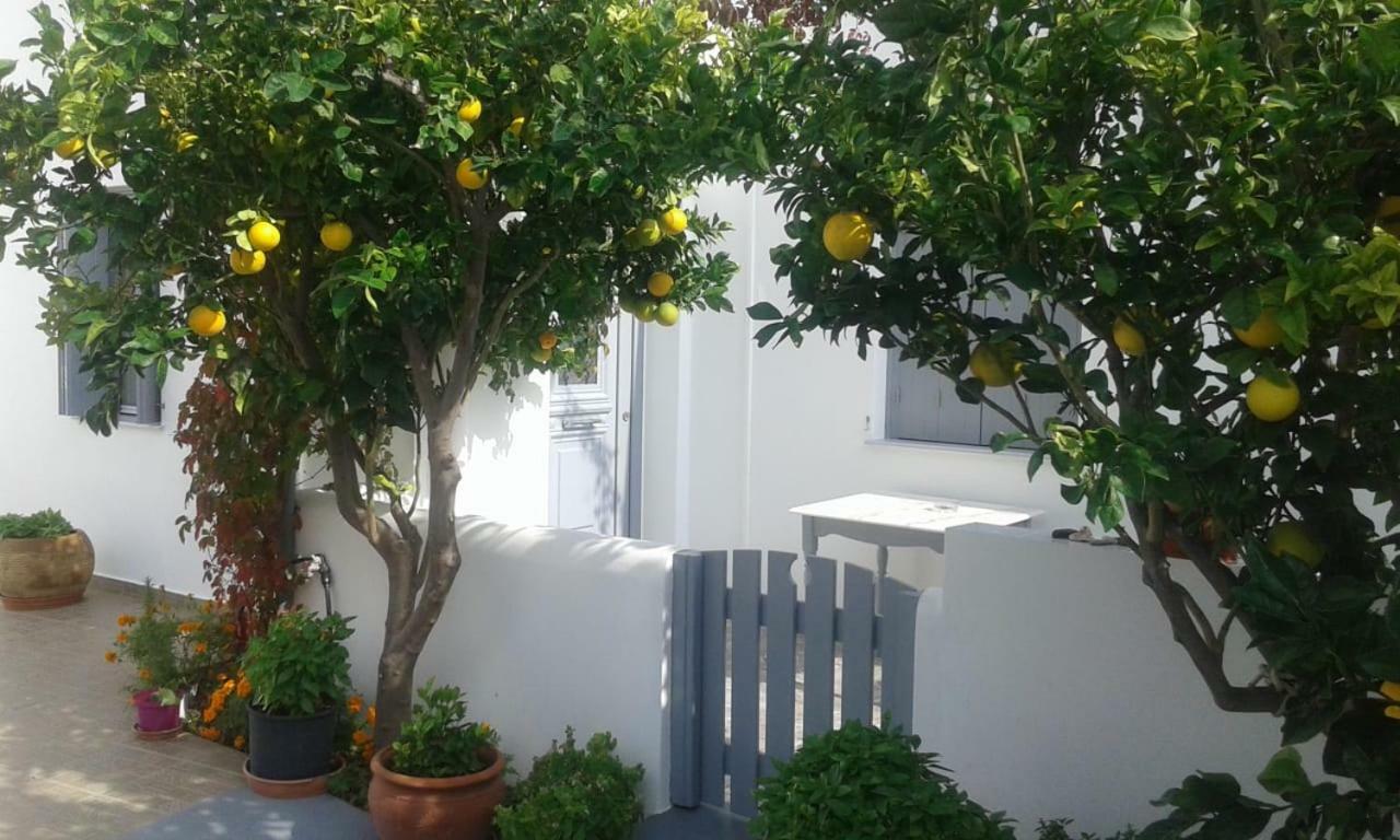 Matilda Milos - Cycladic Living Apartment Triovasalos Luaran gambar